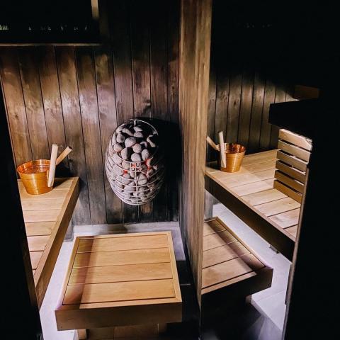 HUUM DROP Series 9.0kW Sauna Heater with Stones and Control